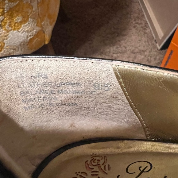 Poetic License grey mohair with brown zebra striping. Size 9. - Picture 7 of 10